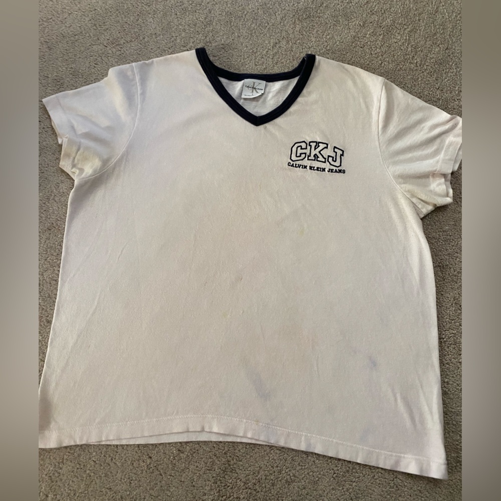 “Calvin Klein Jeans” White T-Shirt w/ Black Trim- Size: L - Picture 9 of 9